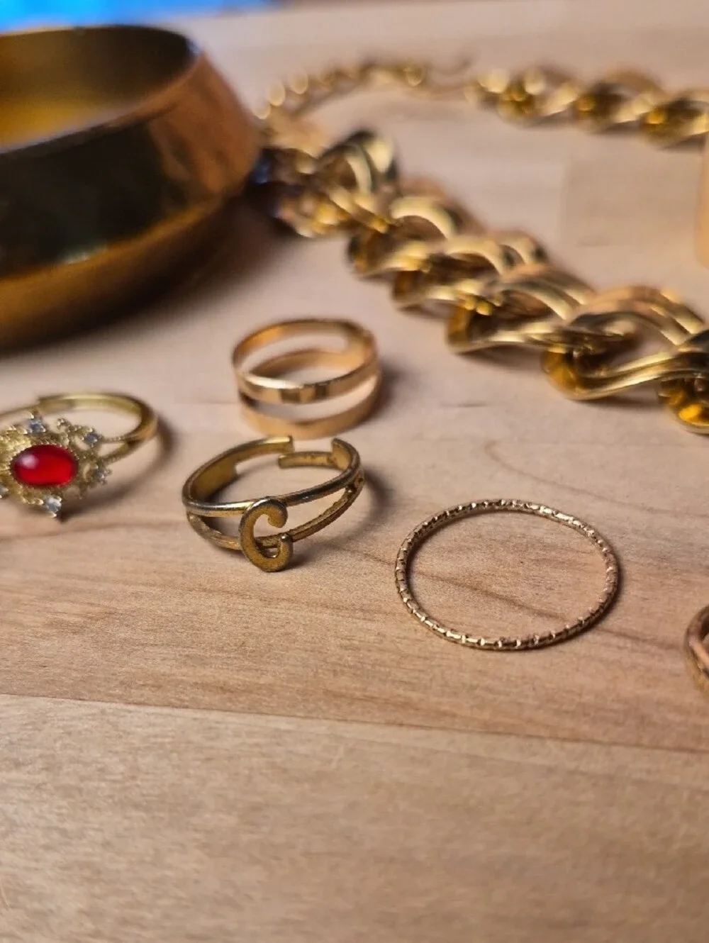Goldtone Lot Of Chain, Bracelet, And Rings
